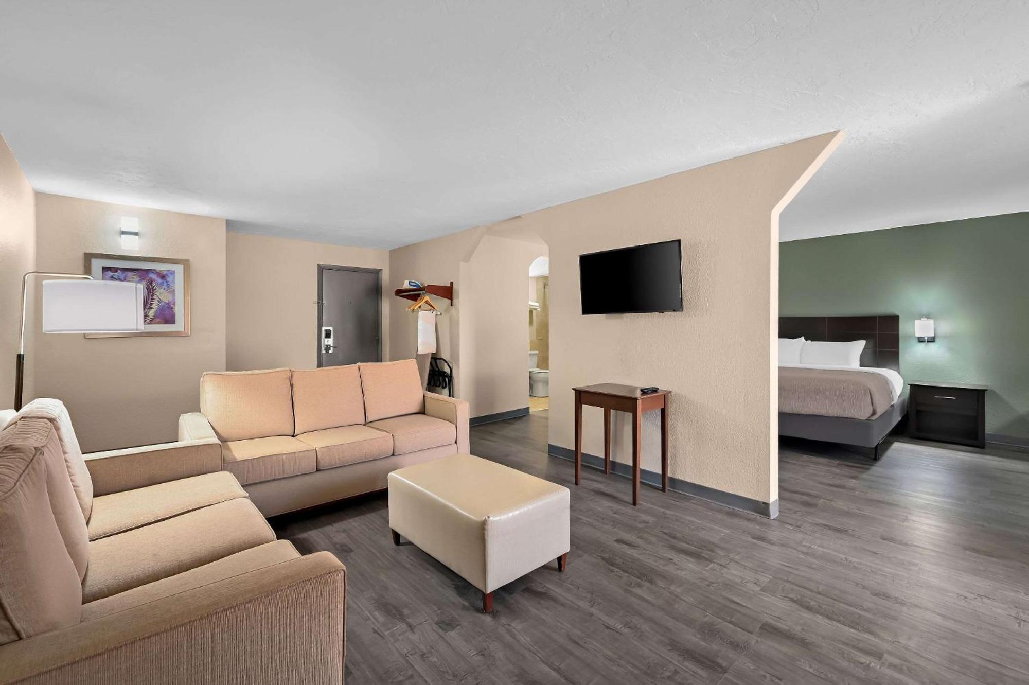 Quality Inn Fort Myers - Cape Coral Εξωτερικό φωτογραφία