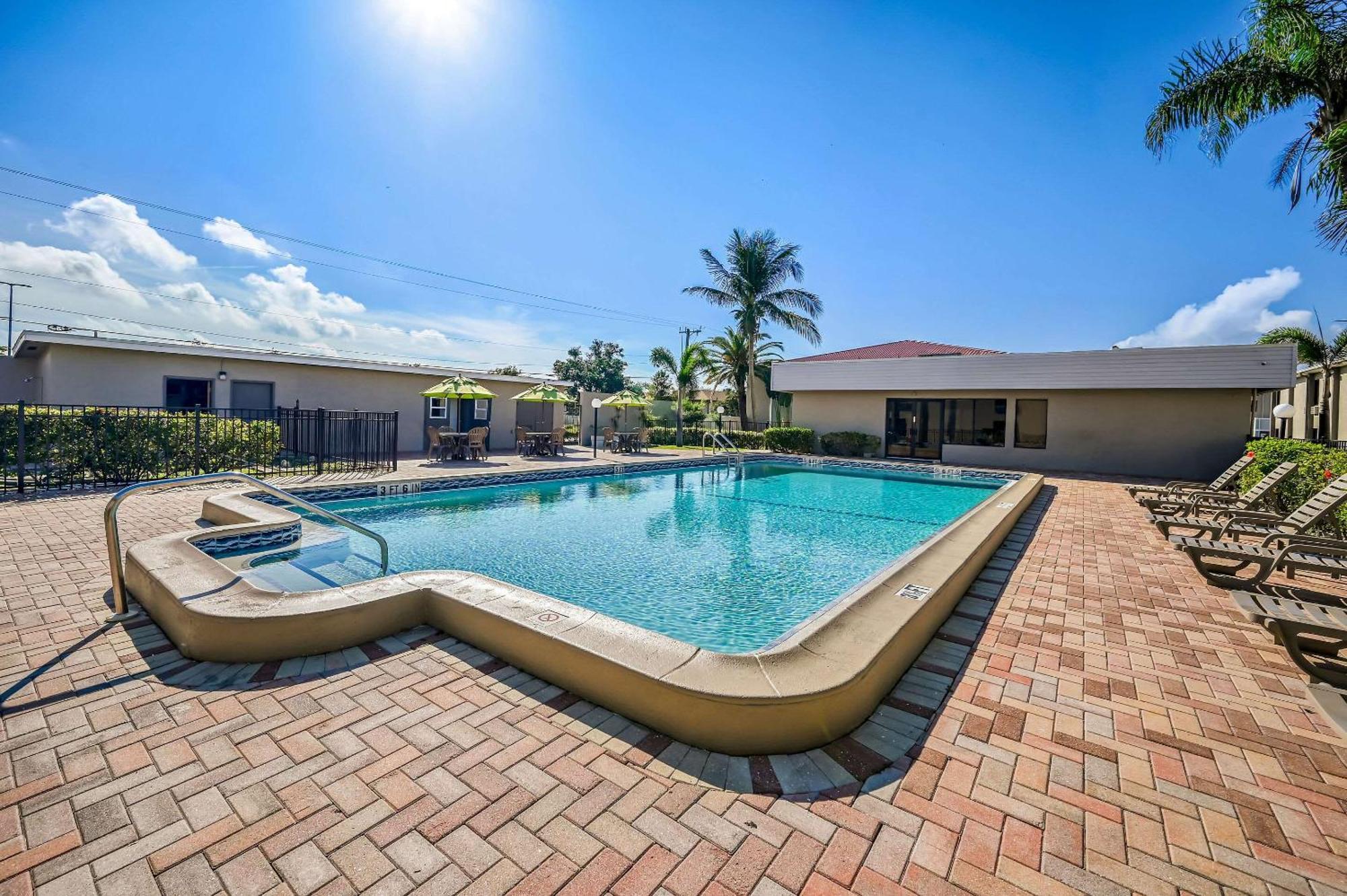 Quality Inn Fort Myers - Cape Coral Εξωτερικό φωτογραφία